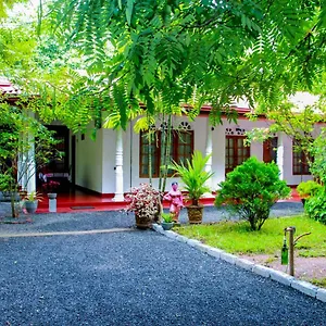  Privatunterkunft Thathsara Sri Lanka